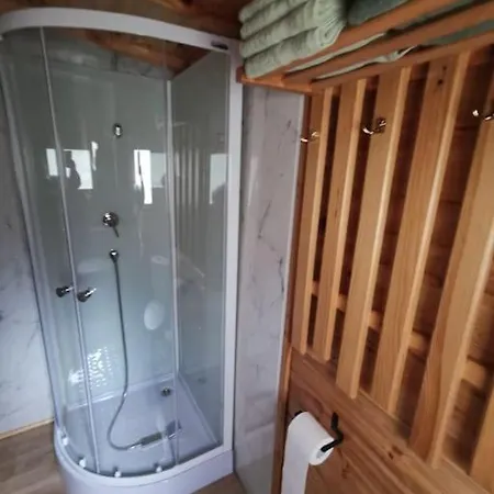 Apartament Sosnowy Zakatek Chomiaza Szlachecka Zewnętrze zdjęcie
